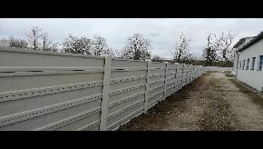 Betonový plot hladký